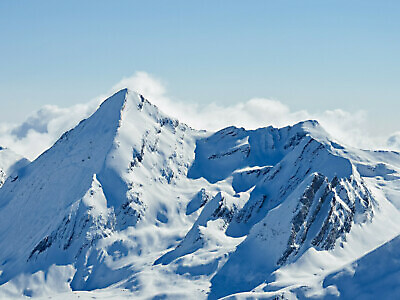 Ski mountaineering in the heart of Georgia