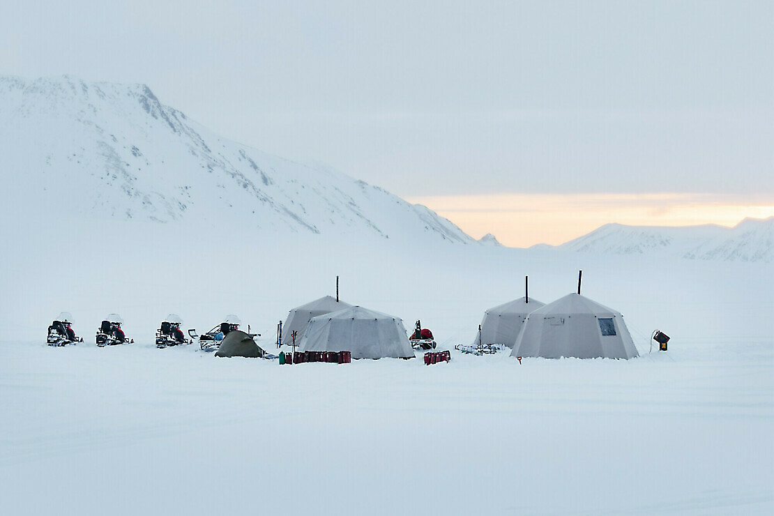 Scialpinismo alle Isole Svalbard - Un viaggio estremo nell'artico