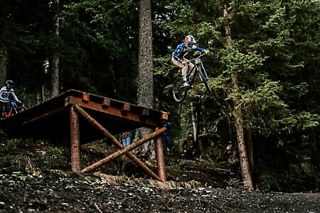 La Thuile bike park con tour pedalato al cospetto del Monte Bianco